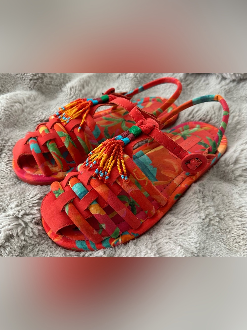 Farm Rio tropical tube strap sandal size 7